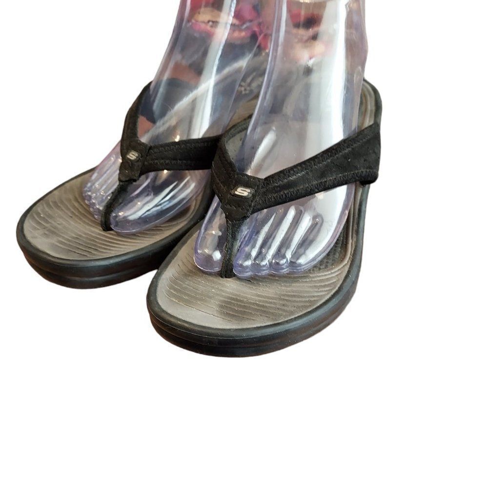 Skechers Black VGC  toe to heel 10 inches  sandals